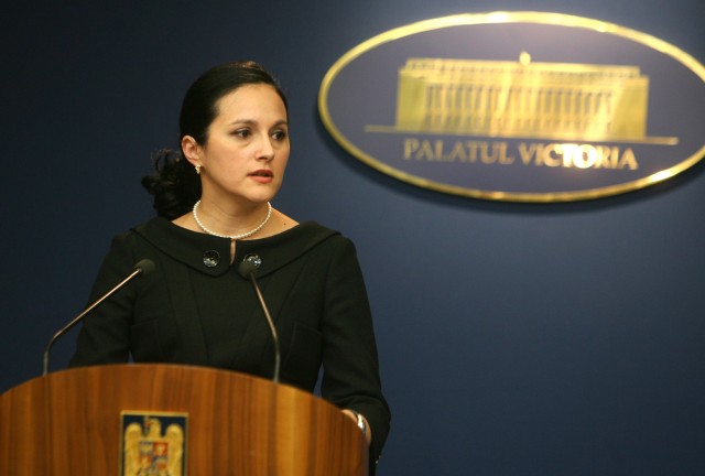Un posibil viitor procuror general: Alina Bica, consilier DIICOT si fost secretar de stat al lui Catalin Predoiu