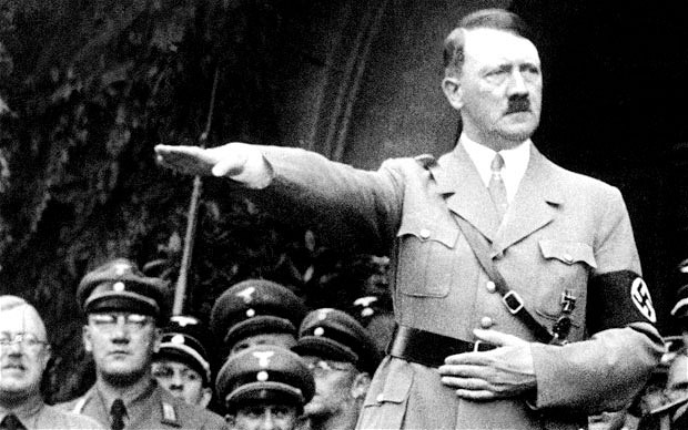 Pedelistii baga teorie din Hitler. Pe cind si practica?