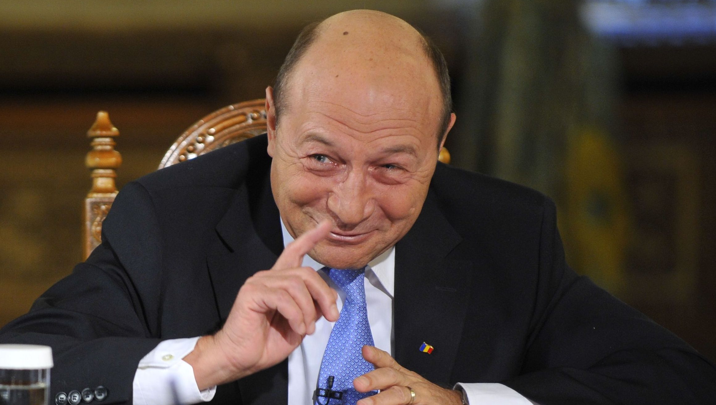 Ponta, vedeta politica a momentului. Basescu imprumuta din popularitatea lui Ponta.