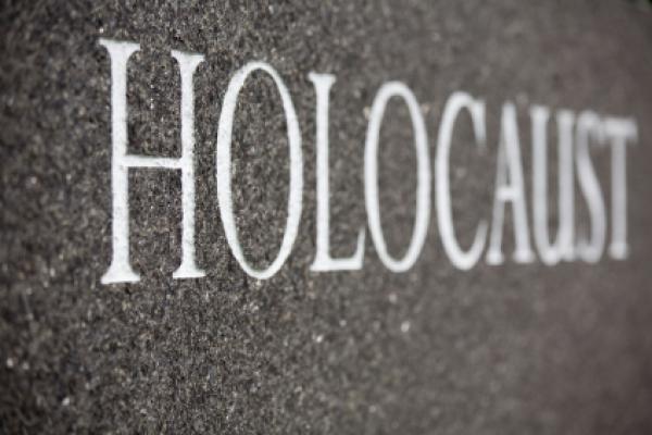 Hitchcock – Memory of the Camps