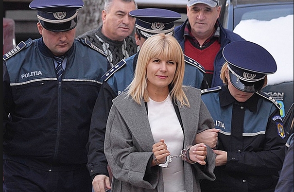 De ce ramine Elena Udrea in arest preventiv?